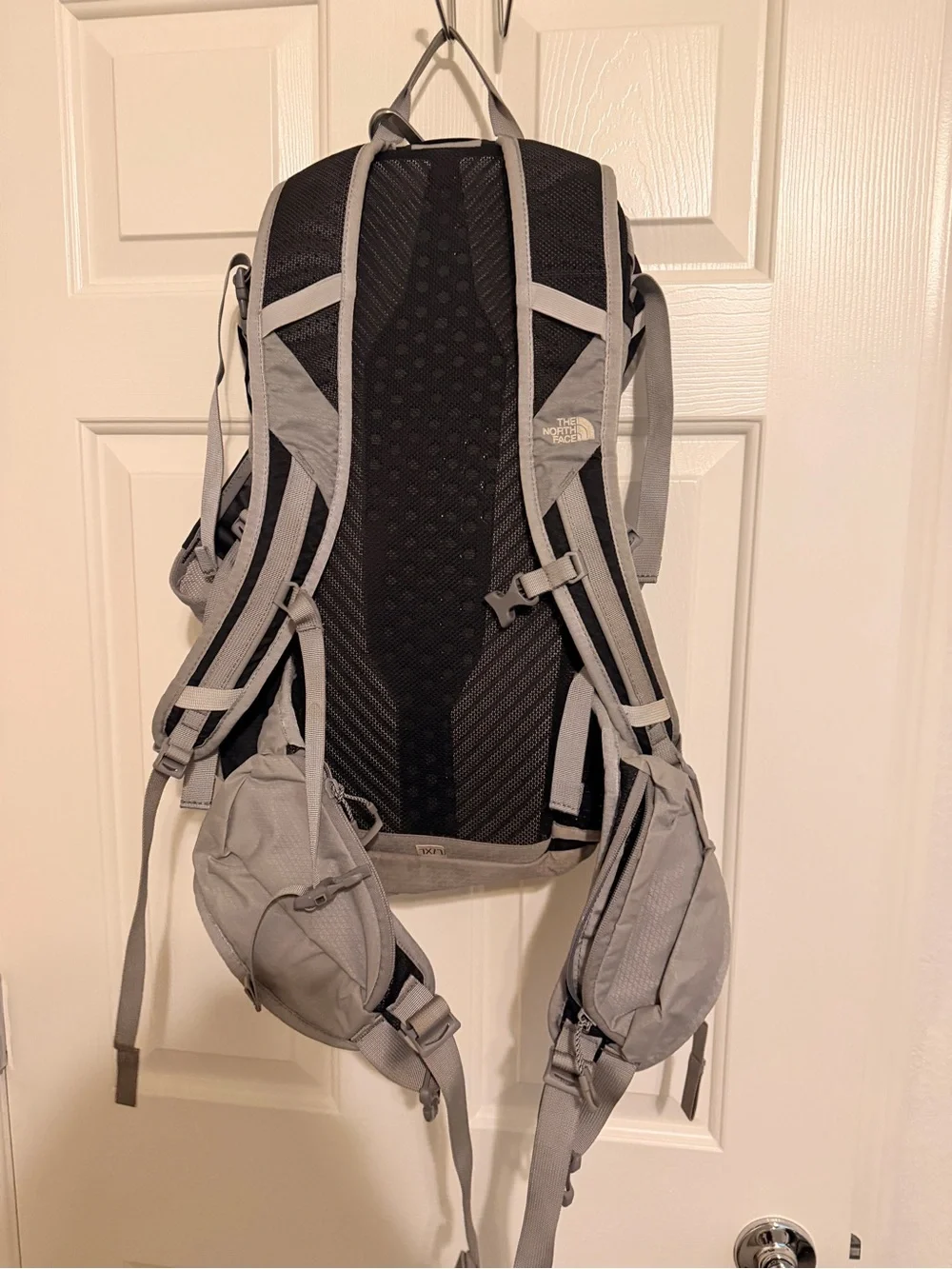 The North Face Men’s Litus 22L Black and Gray Backpack